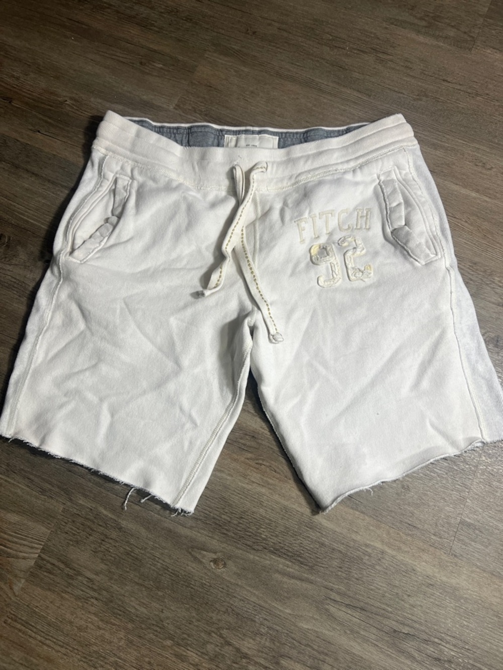 Abercrombie & Fitch White Men's Athletic Drawstring Shorts